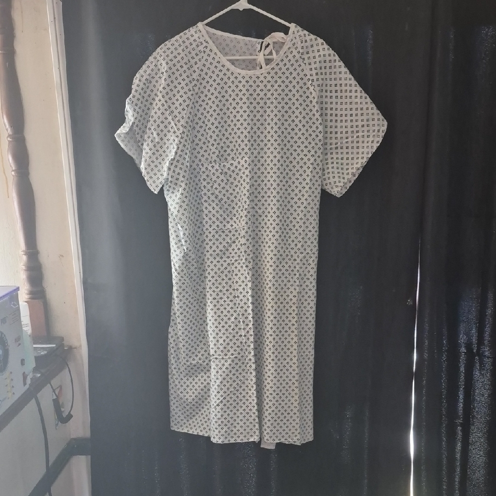 White With Blue & Green Squares Hospital Gown